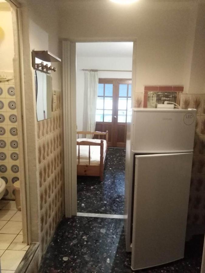 Miltos Rooms Лептокария Екстериор снимка